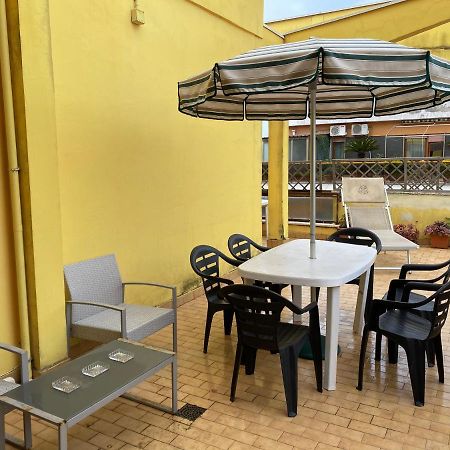 Appartamento Zia Gesina Lido di Ostia Exteriör bild