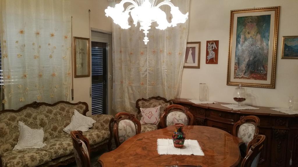 Appartamento Zia Gesina Lido di Ostia Exteriör bild