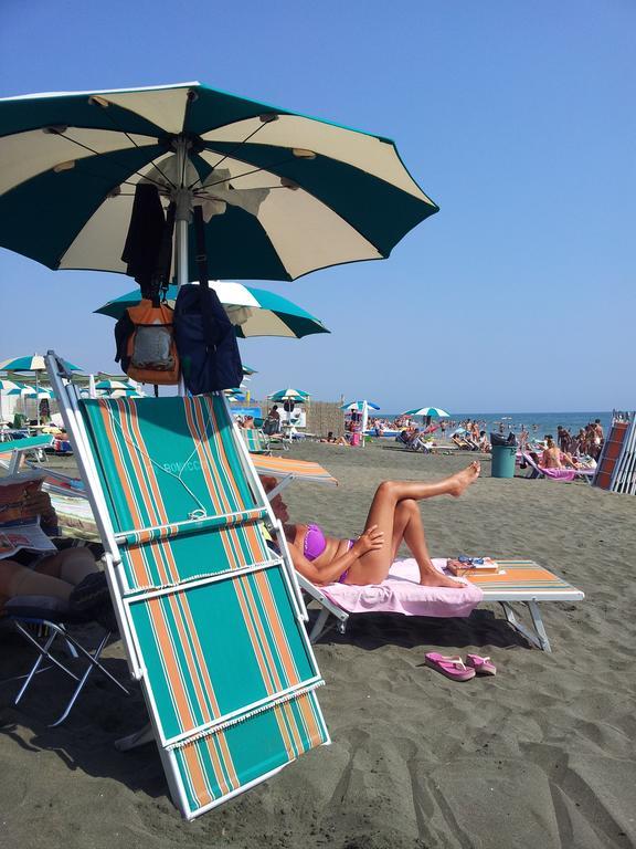 Appartamento Zia Gesina Lido di Ostia Exteriör bild